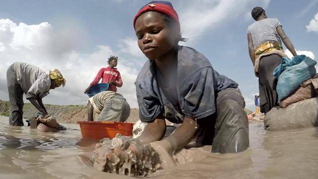 Experts warn that without Africa’s control over resources and climate financing, the continent faces the risk of entering a new era of “green colonialism”.