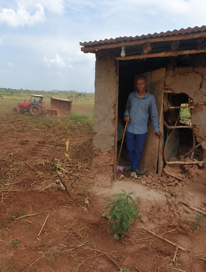 Communities once resettled by President Museveni in Kiryandongo now find themselves losing their land to a sugarcane investor, accusing the Uganda Land Commission of granting a leasehold behind their backs.