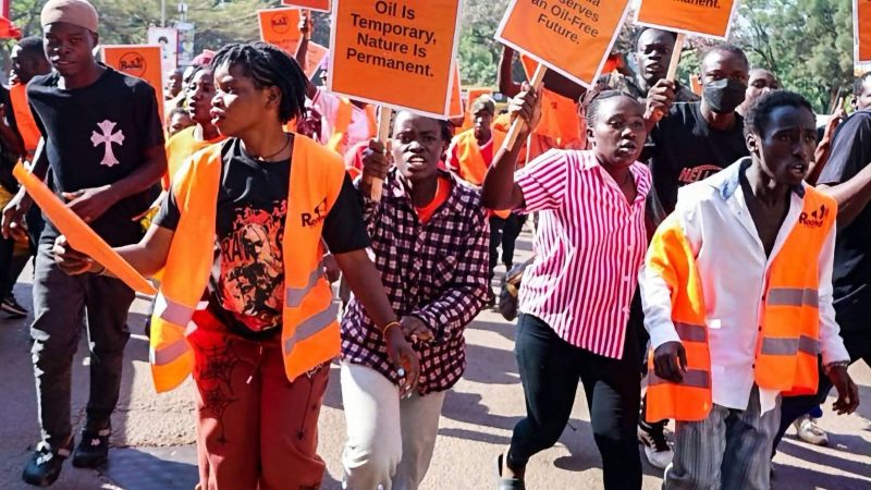 Breaking: Sixteen Rooted in Resistance activists arrested and detained as they boldly protested Uganda’s oil ambitions.