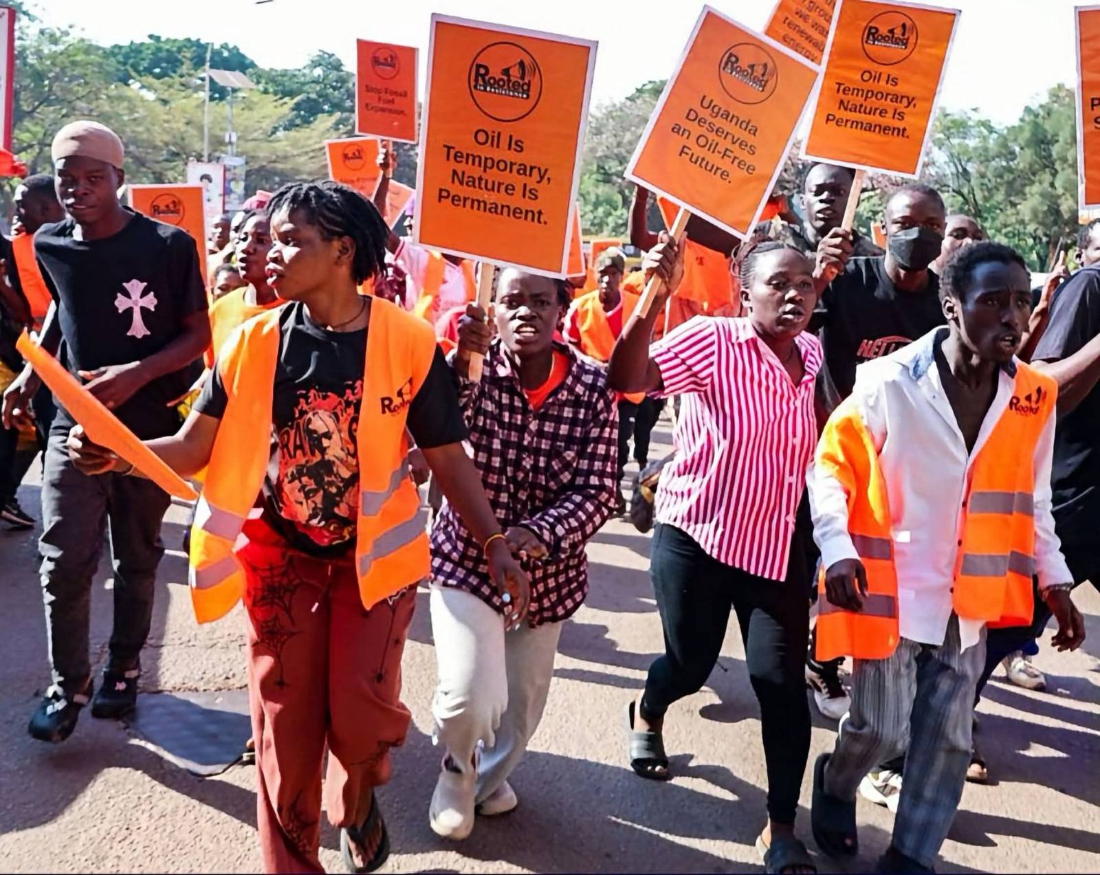 Breaking: Sixteen Rooted in Resistance activists arrested and detained as they boldly protested Uganda’s oil ambitions.